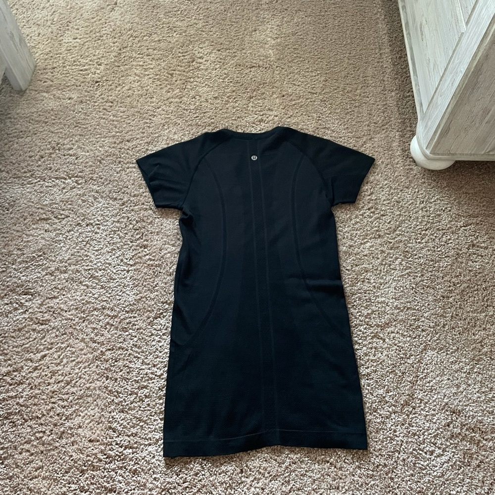 Lululemon Swiftly Tech Crew Short Sleeve Shirt 4